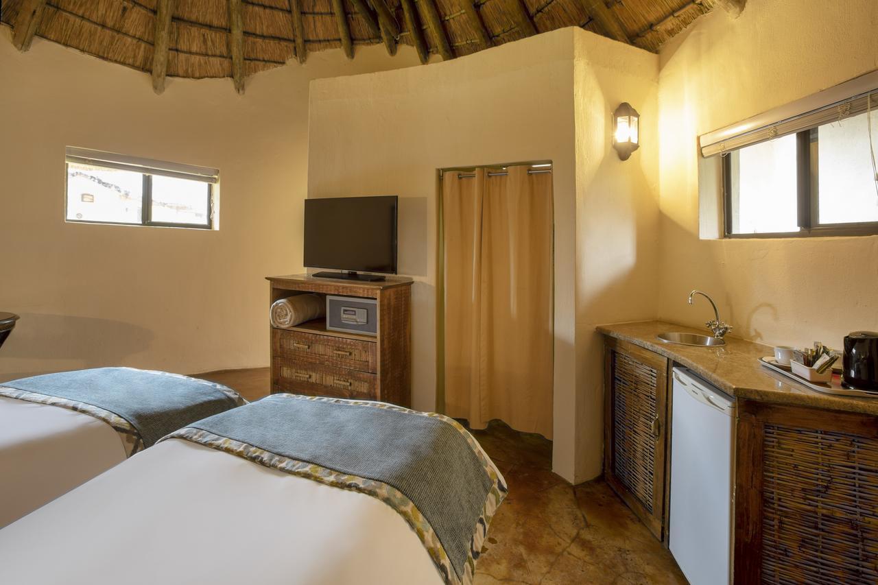 Bush Bungalows At Sun City Resort Rustenburg Eksteriør billede