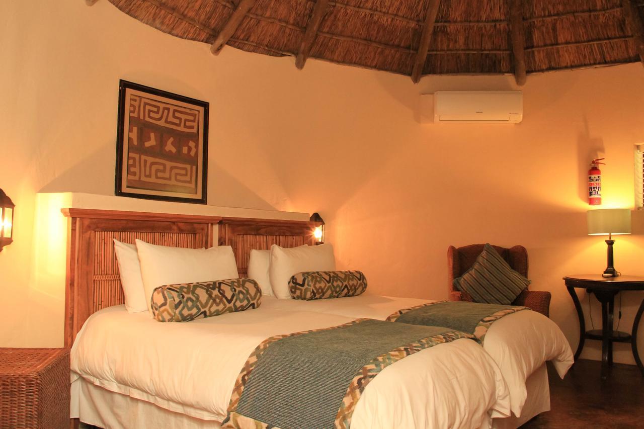 Bush Bungalows At Sun City Resort Rustenburg Eksteriør billede